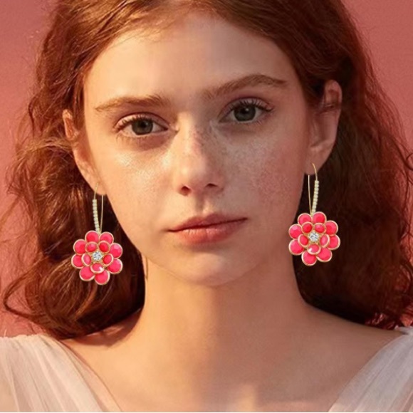 Camellia Floral dangle Earrings with crystals - Picture 5 of 6